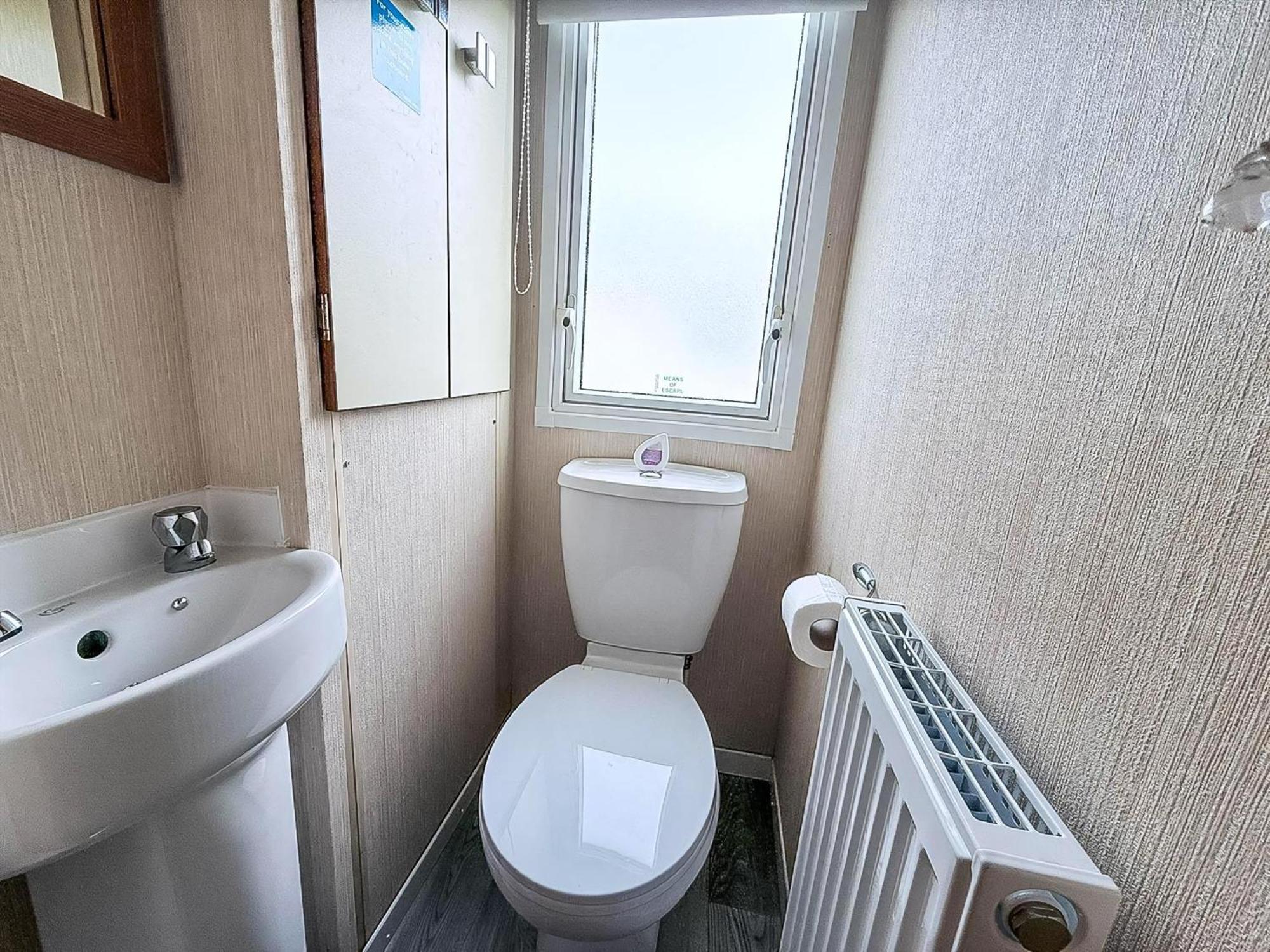Lovely 8 Berth Caravan At Sunnydale In Lincolnshire Ref 35239S Лаут Экстерьер фото