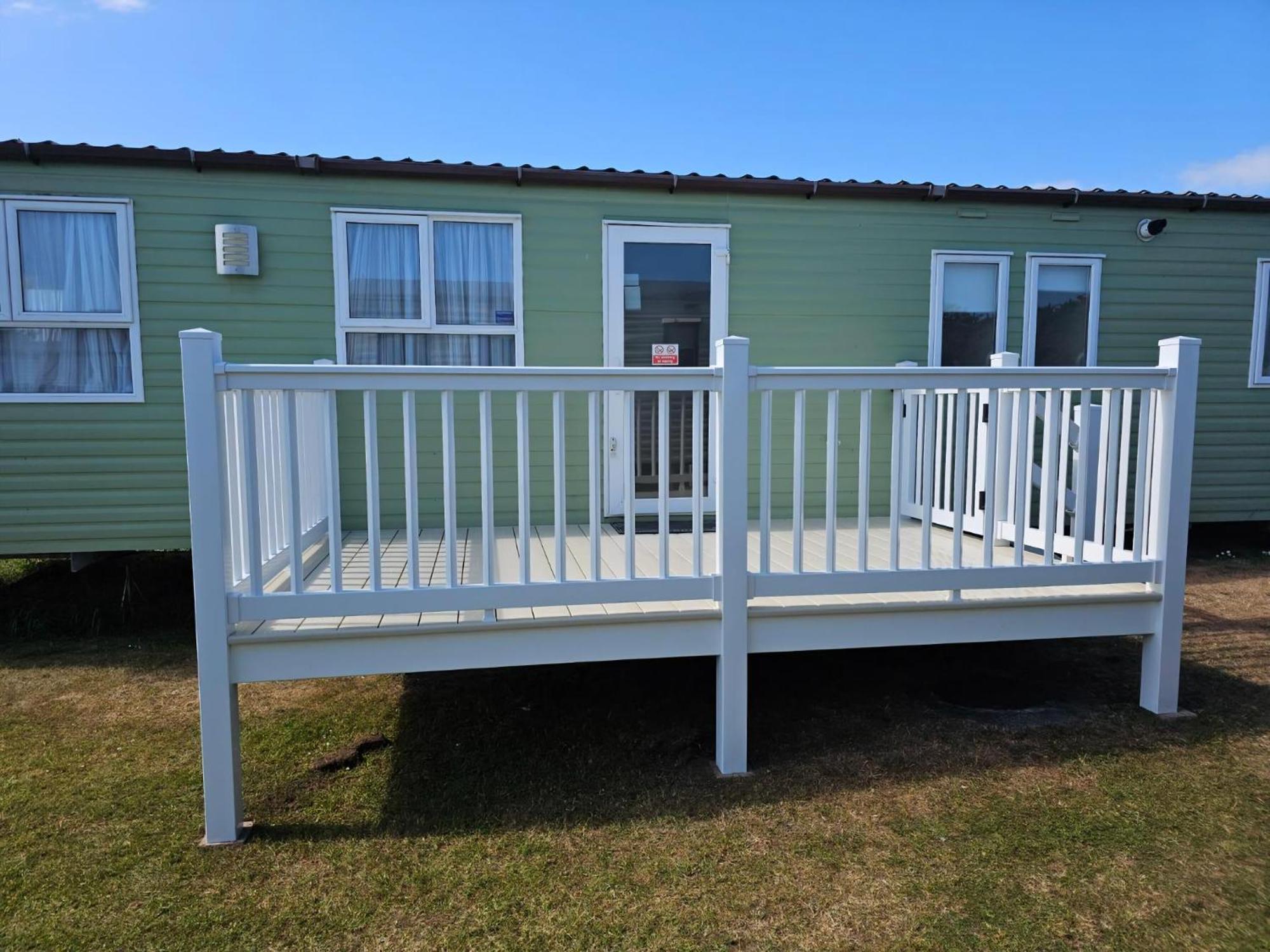 Lovely 8 Berth Caravan At Sunnydale In Lincolnshire Ref 35239S Лаут Экстерьер фото